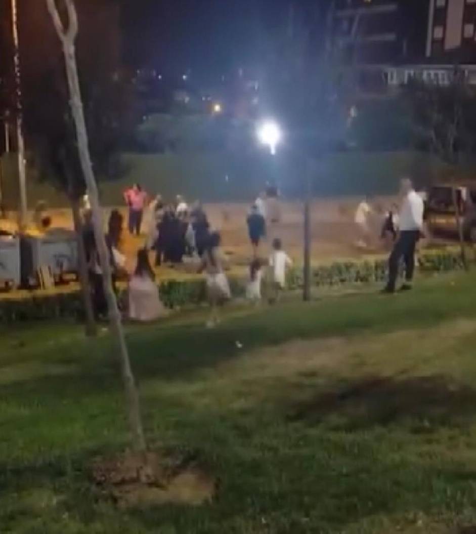 istanbulda dugun cikisinda dehset kadinlar ve cocuklar da dahil oldu 3 vCiJ7lib