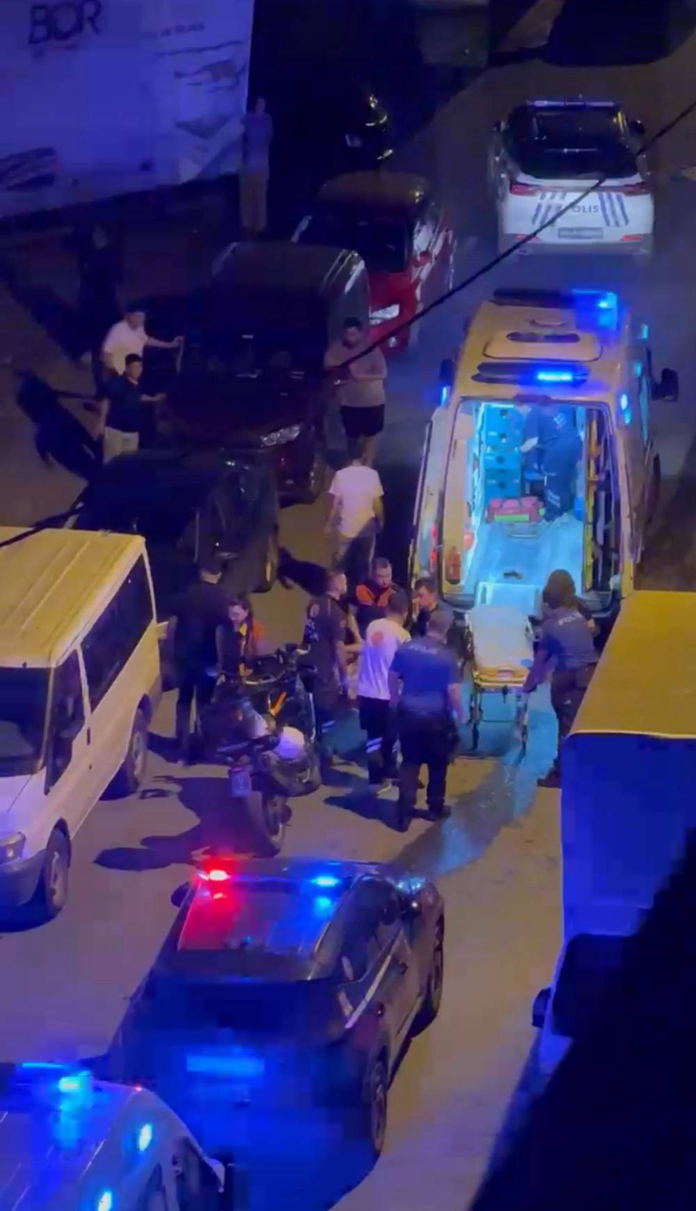istanbulda evde kanli kavga gecenin sessizligi silah sesiyle bozuldu yaralilar var 0 w3QjhKFa