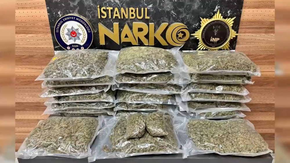 istanbulda uyusturucu operasyonu 26 gozalti 0 lDWRbzNk