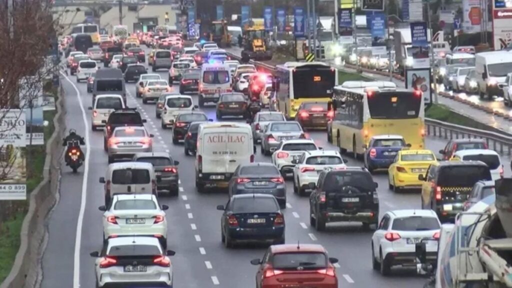 iste suruculerin kara yollarinda dikkat etmesi gereken yerler yapilan calismalar duyuruldu 12 agustos 2025 Fr1crpXh