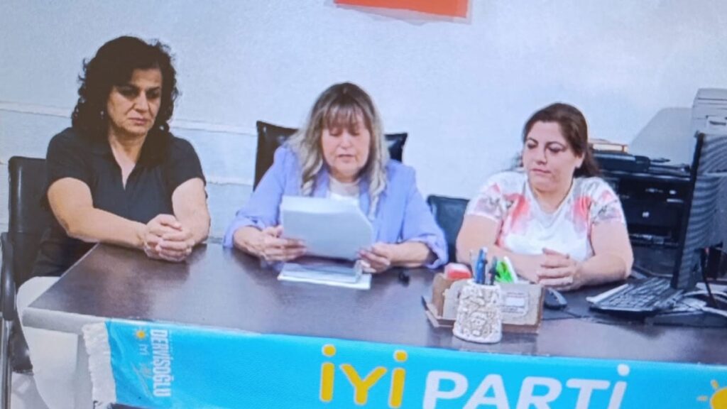 iyi partiden kadin cinayetlerine karsi es zamanli basin aciklamasi kadinlar olmek istemiyor jwUiw7rw