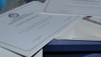 kabine uyelerine sahte diploma soku hepsi diken ustunde q7V9arbm