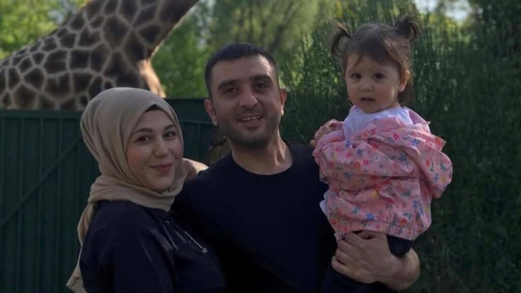 kahreden kaza ayni aileden 4 kisi hayatini kaybetti SqSLUHPl