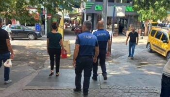 kaldirim isgaline yonelik zabita denetim yapti 9 esnafa para cezasi kesildi vVQwO4zp
