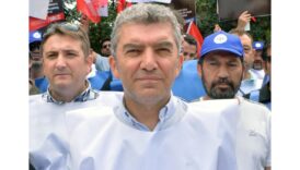 kamu calisanlari yuzustu birakildi baskan kuruoglundan yazili aciklama dyF6BC4F