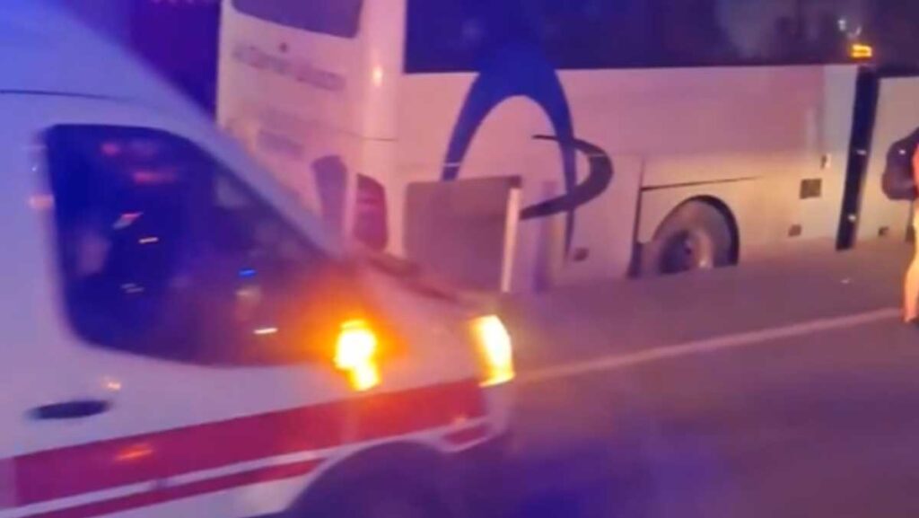 kayseride yolcu otobusu kaza yapti olu ve yaralilar var KLY5xF57