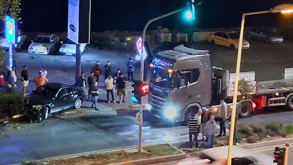 kaza yapan eski belediye baskani ehliyetsiz ve alkollu cikti zhKheHHI