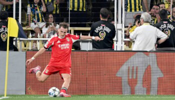 kerem akturkoglu fenerbahce stadindan sonra besiktas tesislerine gitti 1STLV4UW