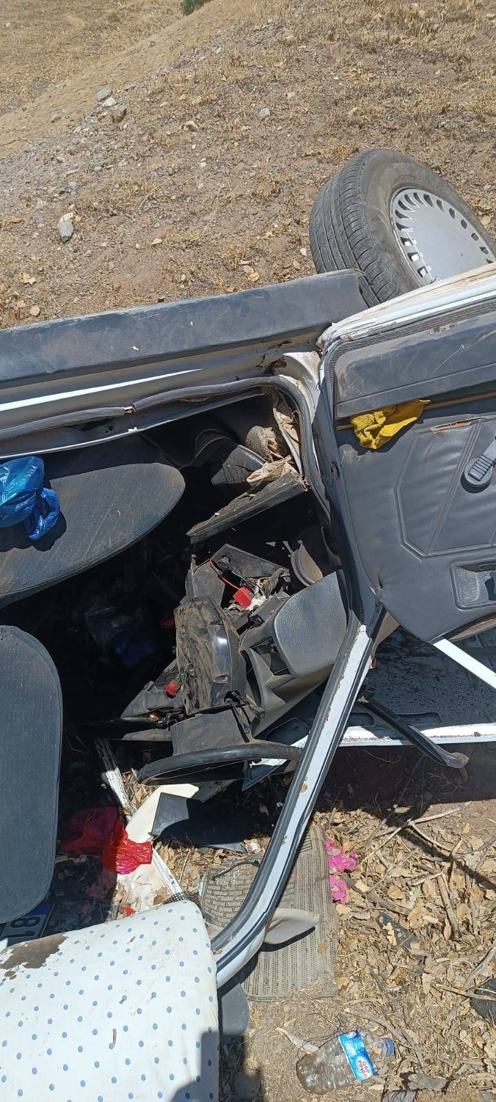 kiz isteme yolunda kaza sarampole devrildi cok sayida yarali var 6 VWEniyVG