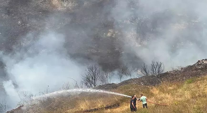 kocaelide korkutan yangin ruzgarin etkisiyle buyudu evlere sicradi 0 7VW3ikas