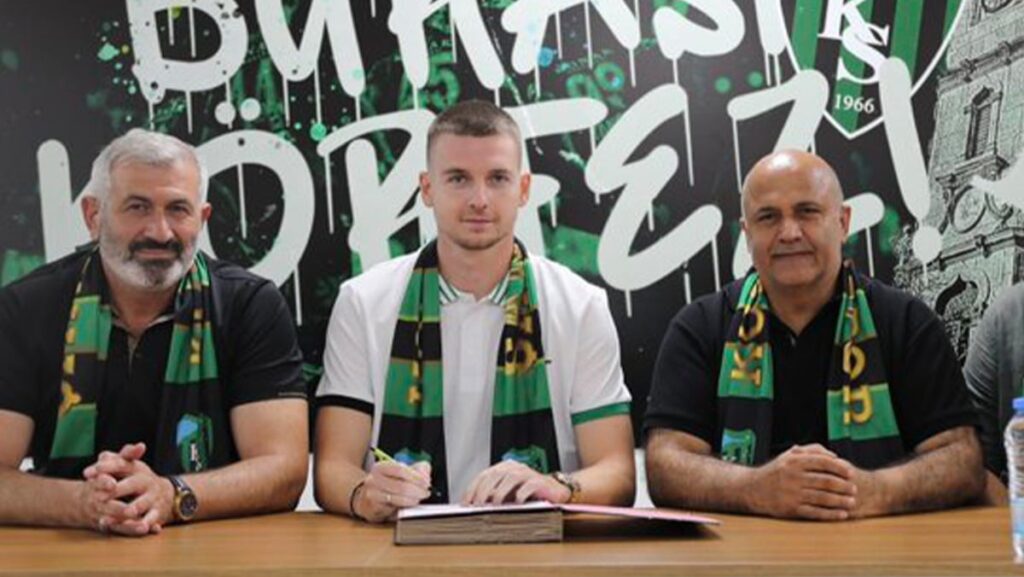 kocaelispora ukraynali defans vSJbuezg