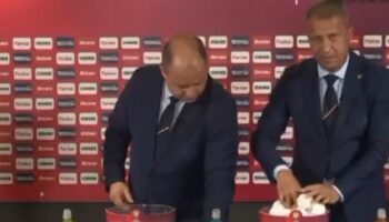 komedi filmi gibi kura cekimi WOzidv4e