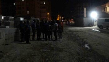 malatyada santiye iscileri arasinda tasli sopali kavga 4 yarali LHB3gZR9