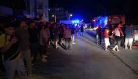 malatyada santiyede yangin panigi mahalleli sokaga dokuldu 4N8HfnTO