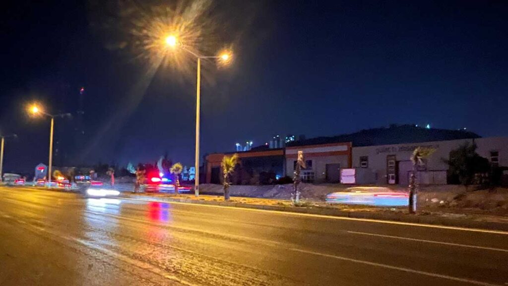 markete gitmek isteyen anne ve kizina otomobil carpti XZ2nNLWX
