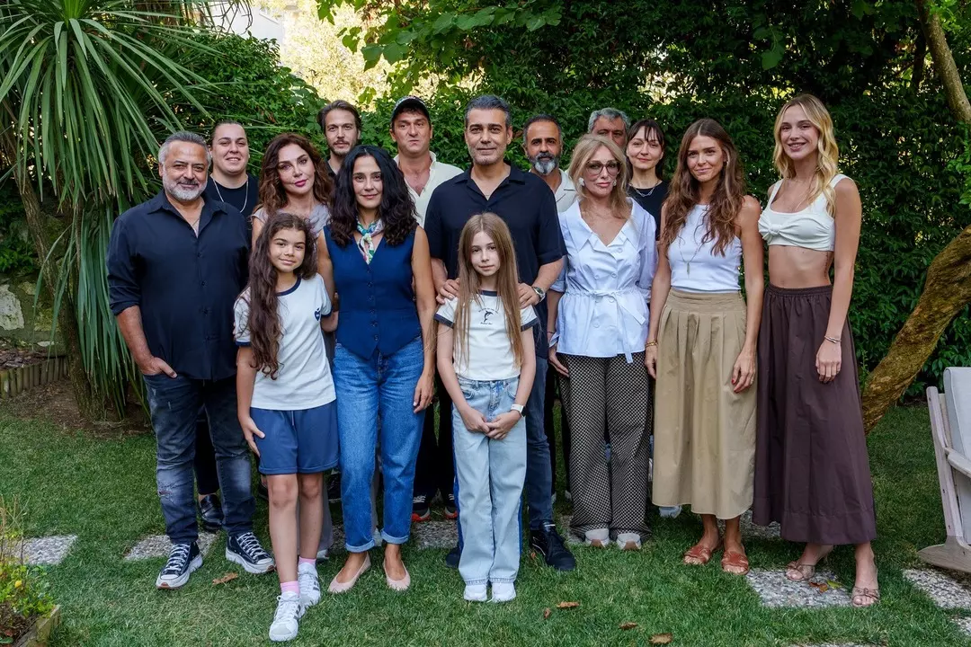 merakla beklenen dizide flas gelisme basrolunde funda eryigit rol aliyor 0 b9q8iMv9