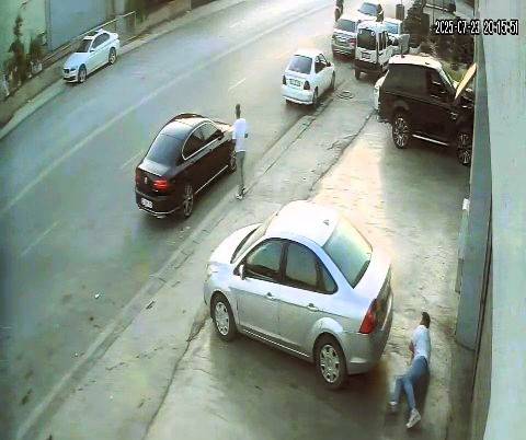 motosikletli tetikciler kursun yagdirdi saldiri ani kamerada 2 wFBNORMM