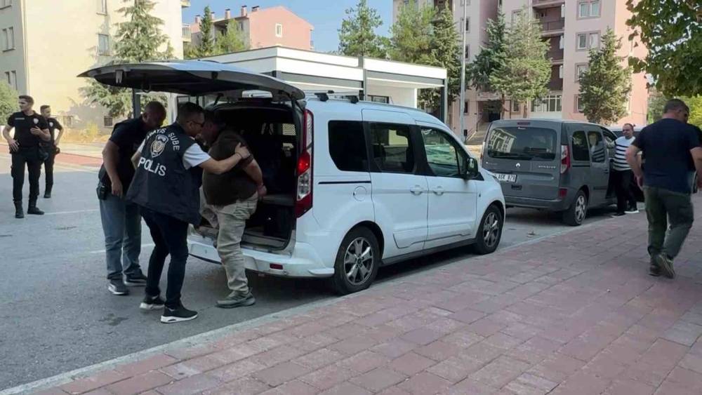 motosikletli tetikciler kursun yagdirdi saldiri ani kamerada 6 vPyqwwmq
