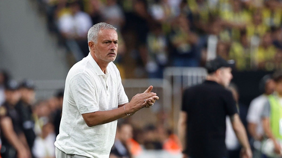mourinho elestirilere guldu flas messi itirafi 0 JQrXJu2N