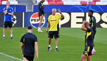 mourinhodan transfer cikisi liste oldugunu sanmiyorum C7vneTOm