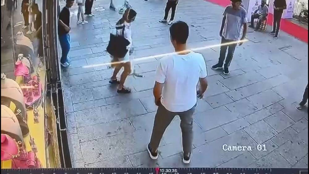 muhtarin saldirisi sosyal medyada gundem oldu kopek sahibi zor anlar yasadi 3 gL54zC5M