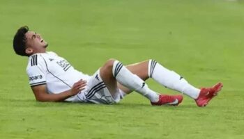 mustafa hekimoglu sanssizligi sadece 3 dakika oynayabildi Dr3VOuyR