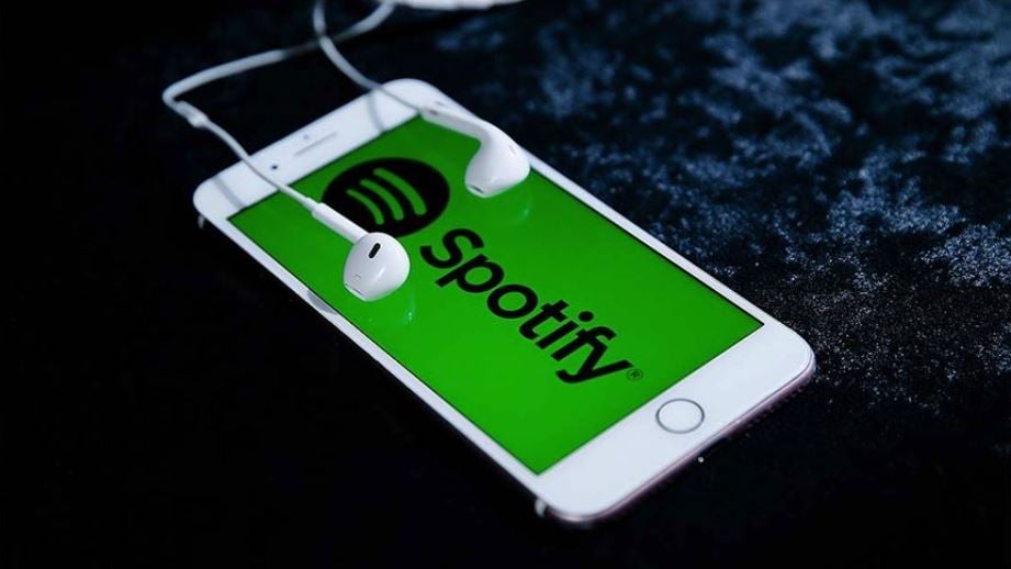 muzik dunyasinda spotify krizi buyuyor rusvet skandali patladi oguzhan koc ve tan tasci isyan
