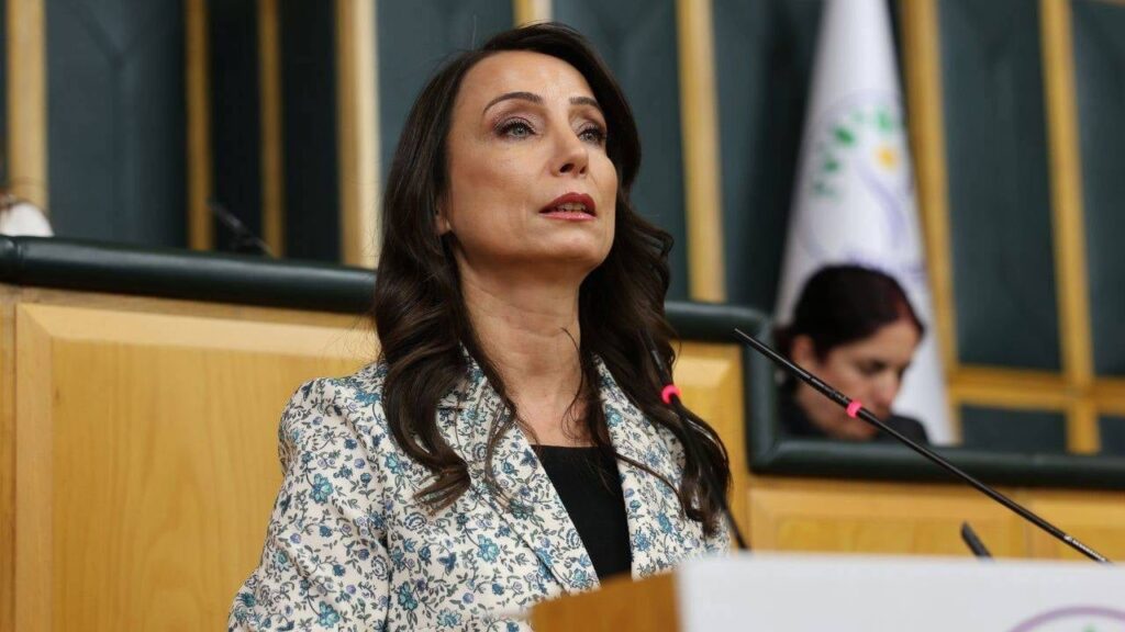 o kararlar uygulanirsa selahattin demirtas ve can atalay serbest kalacak dem parti es baskani EJWGEuPL