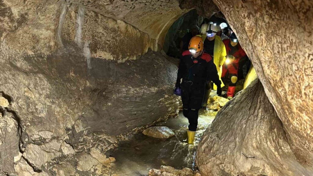 orduda 2 milyar yillik magara turizme kazandirilacak fDCbkMre