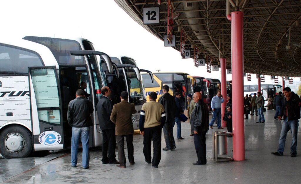otobuse binmek ucaga binmekten daha maliyetli bilet fiyatlari cep yakiyor yaklNwZq