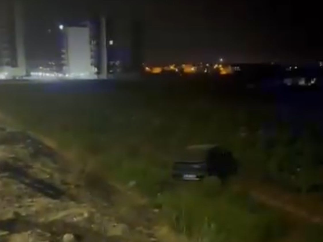 otomobil ile sepetli motosiklet birbirine girdi yaralilar var 0 ejtXdVZP