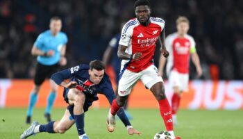 partey yeni takimini secti qvvyve57