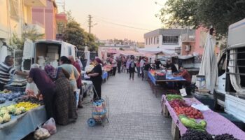 pazara giden vatandastan yurekleri sizlatan sozler EtXwhjkP