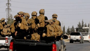 pkkypg munbic kirsalinda suriye ordusuna saldirdi yEJiSaLB