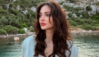 rabia soyturkten estetik iddialarina sert yanit siz cildirdiniz artik IUvJ32v9