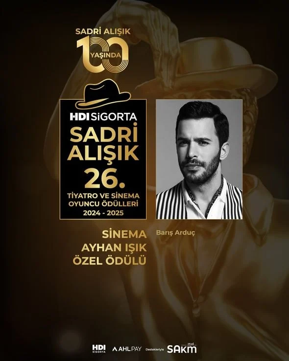 sanat dunyasinda gerginlik baris arduc odule layik goruldu esra dermancioglu isyan etti 0 wy1IzA77