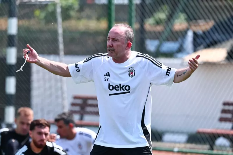 sergen yalcin besiktasin basinda antrenmana cikti 1 LmGWdkj4