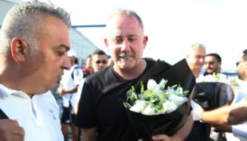 sergen yalcinli besiktas antalyada Kph1pI87