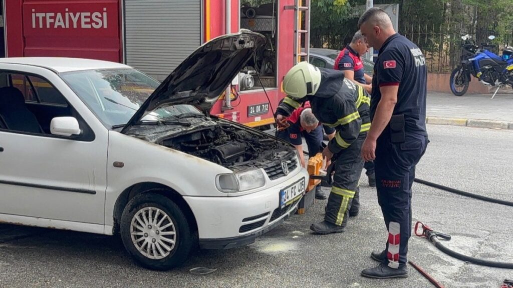 seyir halindeki arac yandi uTLJWigJ