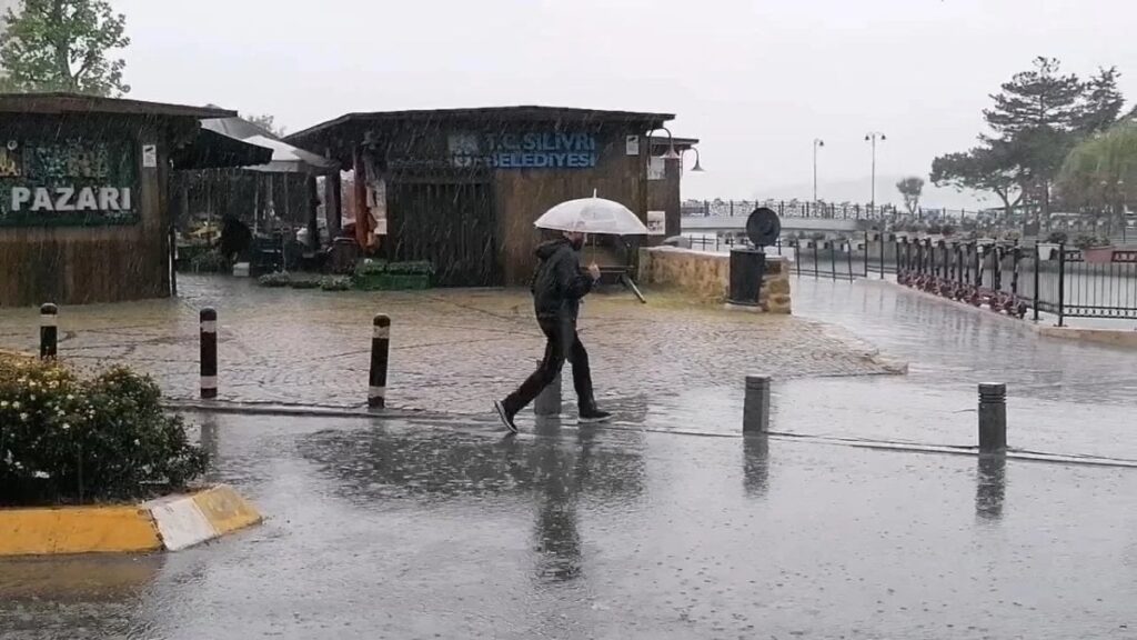 silivri gune yagmur ile uyandi LqCsDWMA