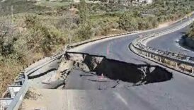 soke kusadasi karayolunda yol coktu 5lgG2RPC