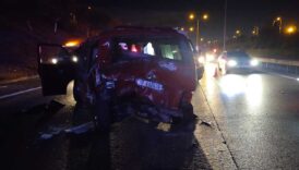 sultanbeylide 2 minibus birbirine girdi nYV2ELGm