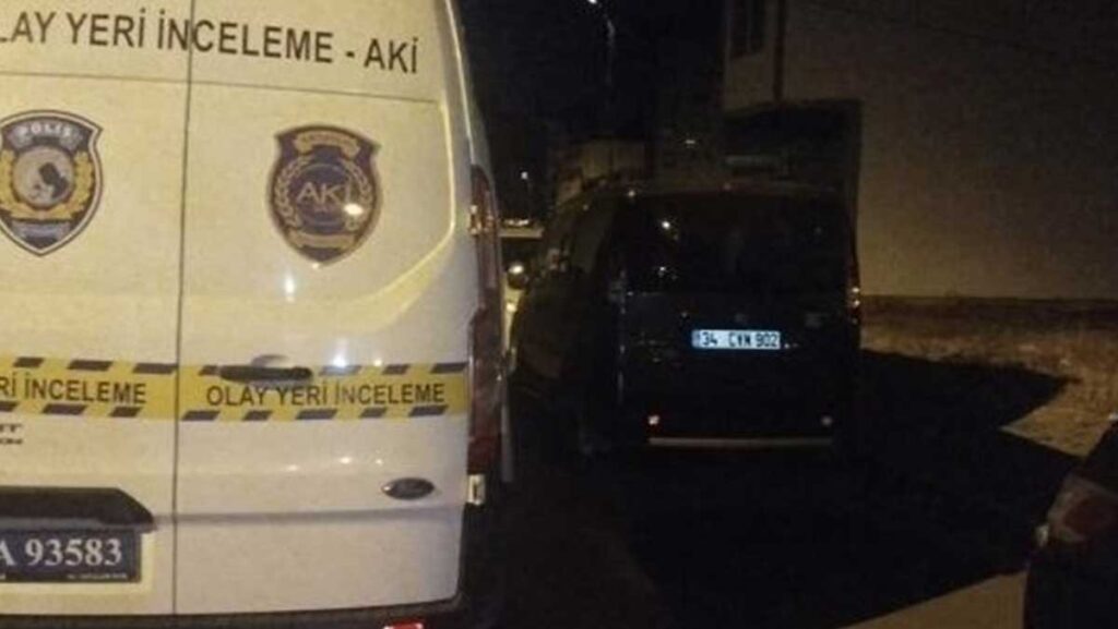 sultanbeylide silahli kavga BxpT75KF