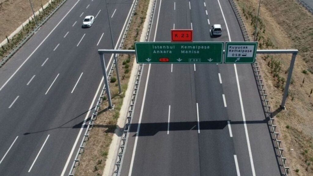 suruculer icin uyari yapildi iste kara yollarindaki calismalar ve kapali yollar 18 agustos 2025 m2OWzXbi