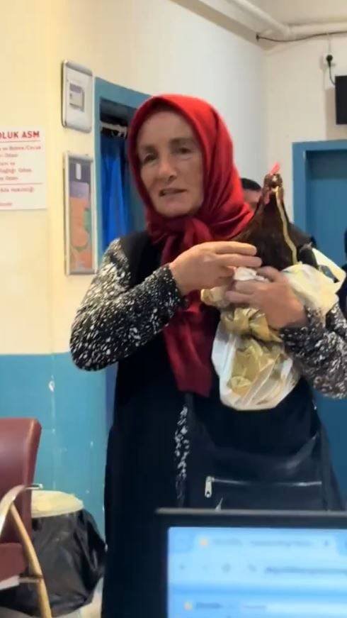 tavukla hastaneye geldi karadeniz fikrasi gibi olay ciftcinin talebi saskina cevirdi 2 7UF6FiZI
