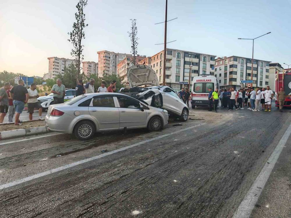 tekirdagda trafik kazasi cok sayida kisi yaralandi 0 yy1lcT95