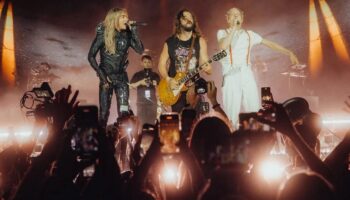 tokio hotel 20 yilini gorkemli bir konserle taclandirdi tRHwgziA