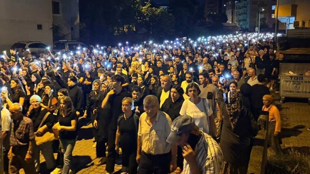 trabzon sinem somun icin ayaktaydi QmW29rl2