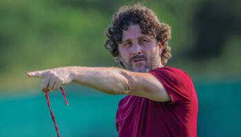 trabzonsporda orta sahaya 3 yeni aday RWny74wh