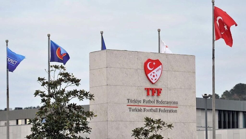 trt yorumcusundan tffye suclama sahtekar hakemleri koruyorlar mj92uAJw